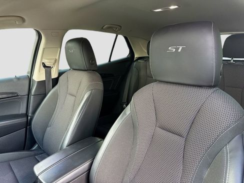 Used 2023 Buick Envision Preferred w/ Sport Touring Package FWD image 12