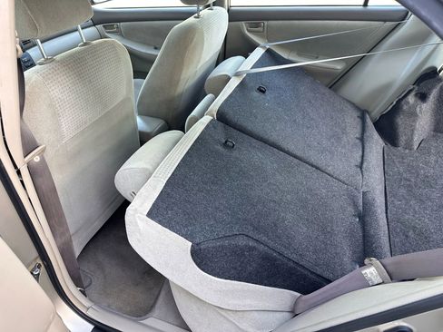 Used 2006 Toyota Corolla CE image 17