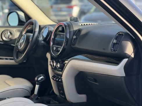 Used 2019 MINI Cooper Countryman S w/ Driver Assistance Package image 3