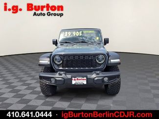 Used 2024 Jeep Wrangler Unlimited Sport AWD/4WD video 2