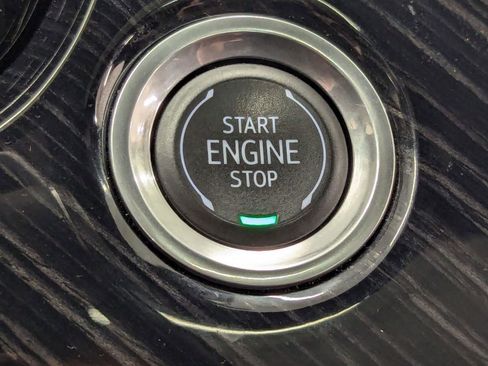 Used 2024 Cadillac XT6 Premium Luxury image 36