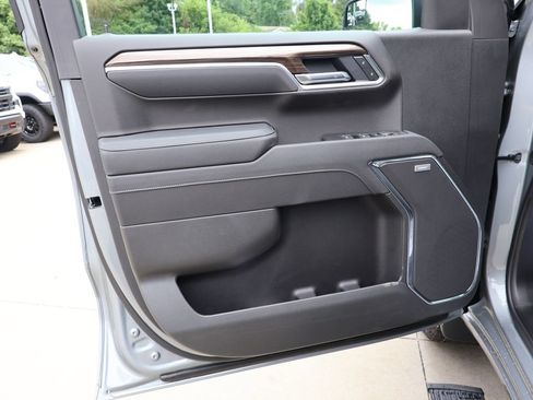 New 2026 Chevrolet Silverado 1500 LT Trail Boss w/ Convenience Package II AWD/4WD image 13