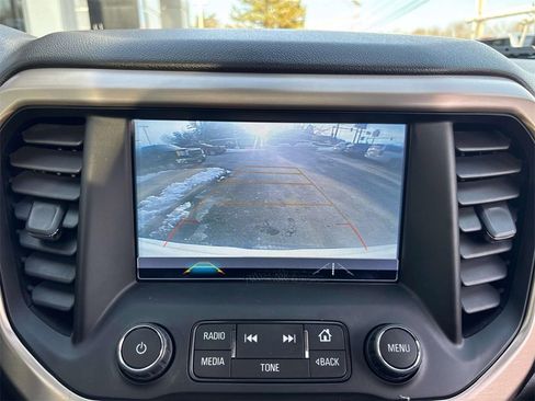 Used 2019 GMC Acadia Denali image 23