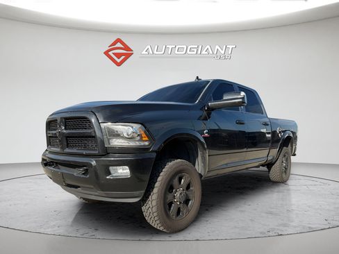 Used 2015 RAM 2500 Laramie w/ Black Appearance Group AWD/4WD image 14