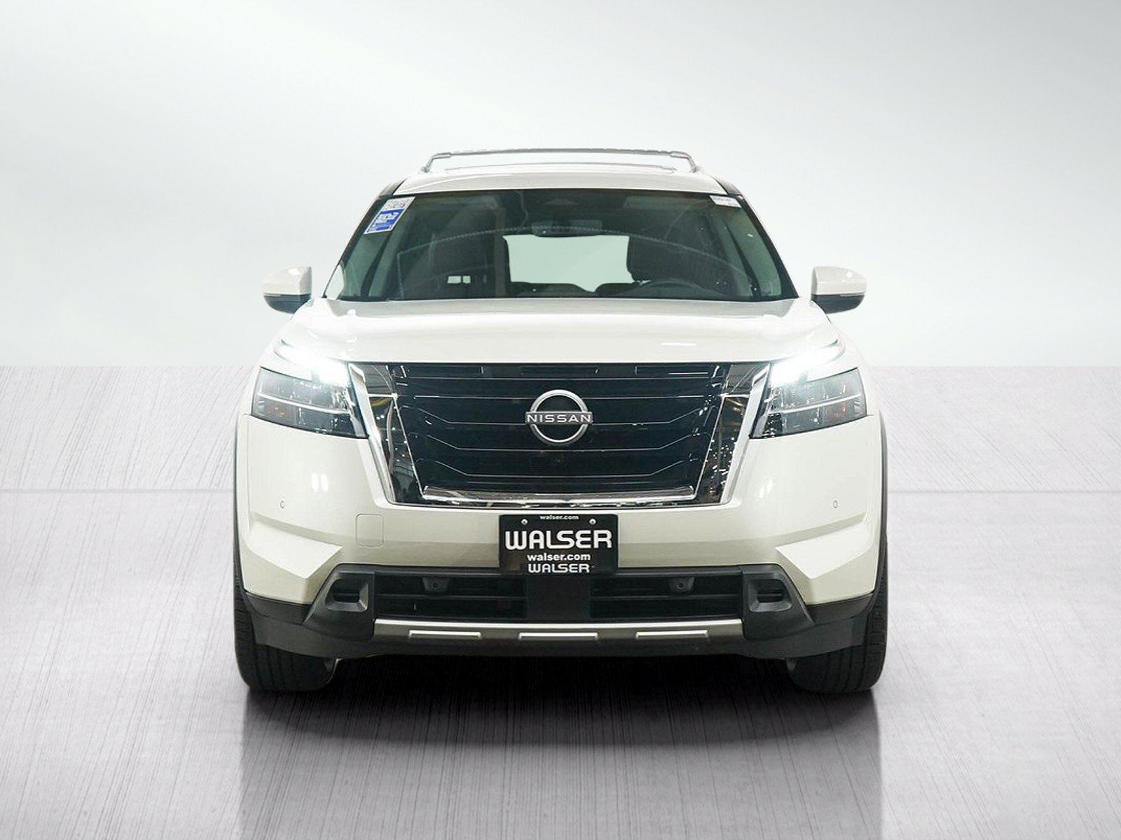 Used 2024 Nissan Pathfinder SL w/ SL Premium Package AWD/4WD image 8
