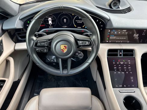 Certified 2022 Porsche Taycan 4 Cross Turismo image 16