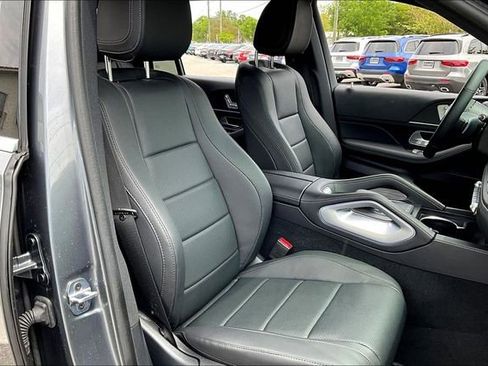 Used 2024 Mercedes-Benz GLS 450 4MATIC image 30