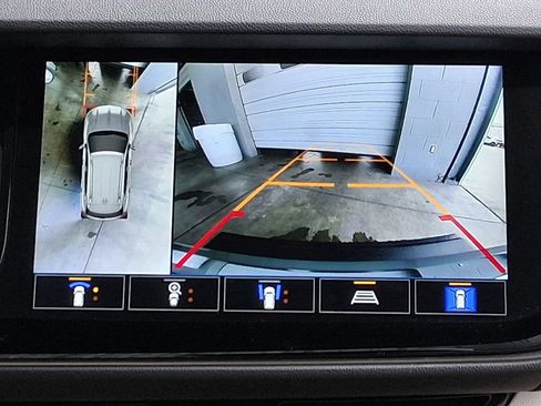 Used 2023 Buick Envision Avenir FWD image 14