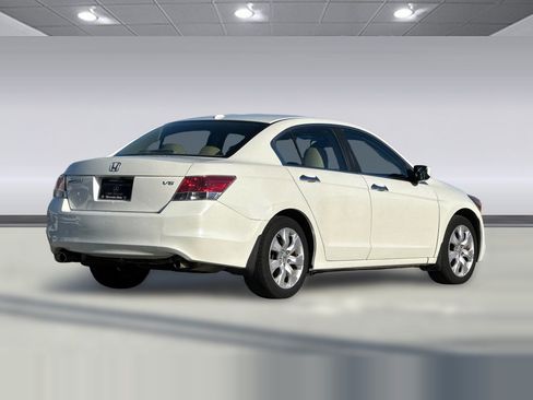 Used 2009 Honda Accord EX-L image 9