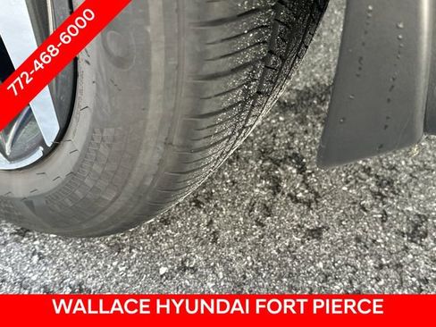 Used 2024 Hyundai Tucson Limited FWD image 15