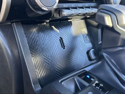 Used 2024 Toyota Tacoma SR5 image 25