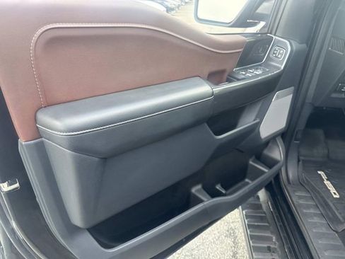 Used 2022 Ford F150 Lariat w/ Equipment Group 502A High image 17