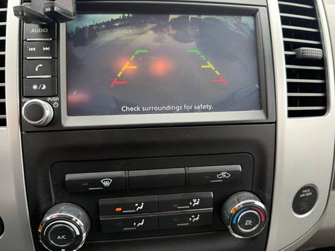 Used 2019 Nissan Frontier SV AWD/4WD image 5