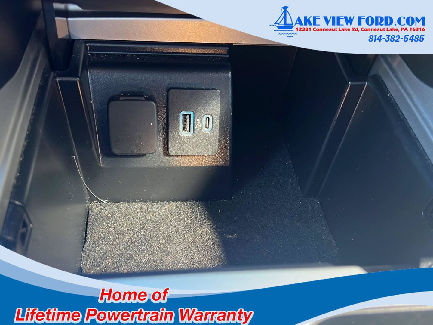 Used 2023 Ford Explorer XLT w/ Equipment Group 202A AWD/4WD image 42