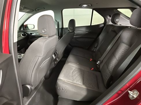 Used 2018 Chevrolet Equinox LT FWD image 29