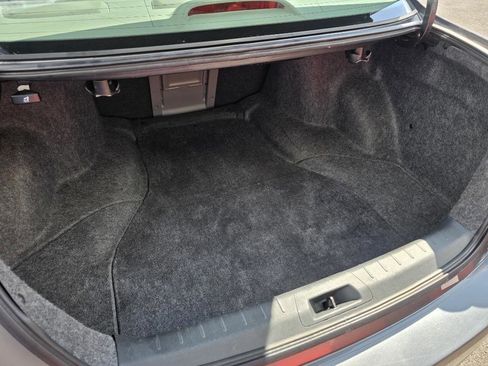 Used 2010 Honda Accord EX-L image 18