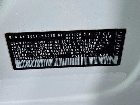 Used 2017 Volkswagen Jetta SE image 40