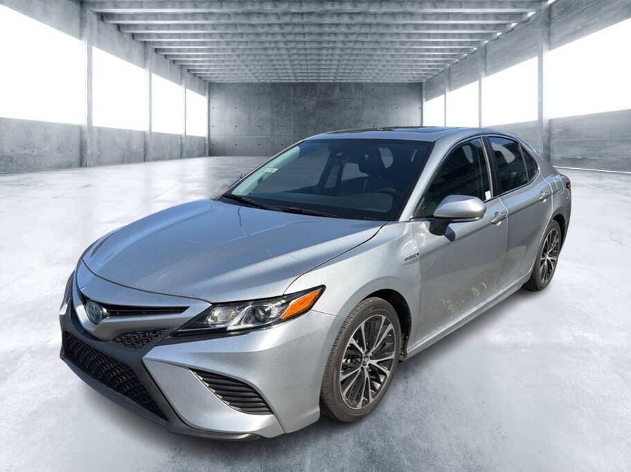 Used 2018 Toyota Camry SE w/ Audio Package FWD image 1