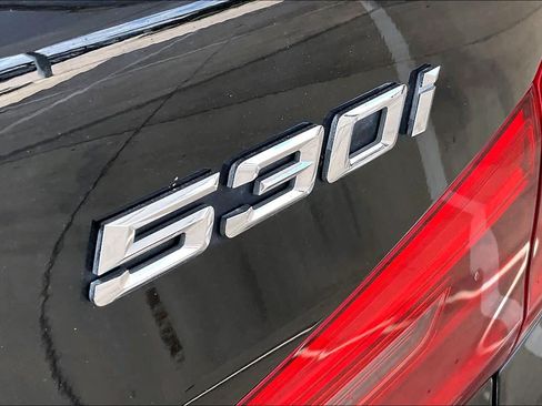 Used 2018 BMW 530i xDrive w/ Premium Package AWD/4WD image 10