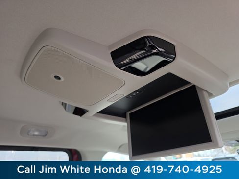 New 2026 Honda Odyssey Touring image 14