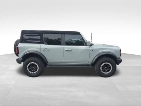 Used 2023 Ford Bronco Outer Banks w/ Sasquatch Package AWD/4WD image 8