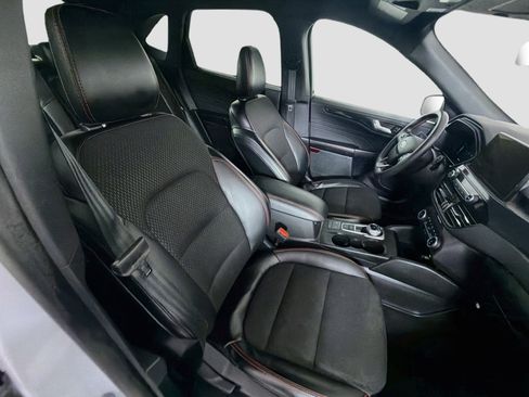 Used 2025 Ford Escape ST-Line FWD image 30