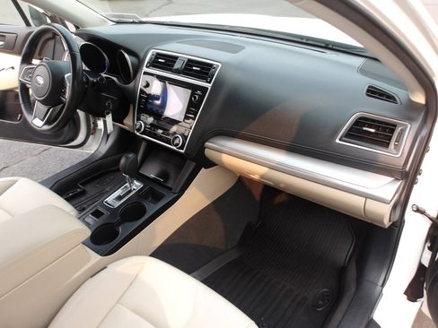 Used 2019 Subaru Legacy 2.5i Premium image 12