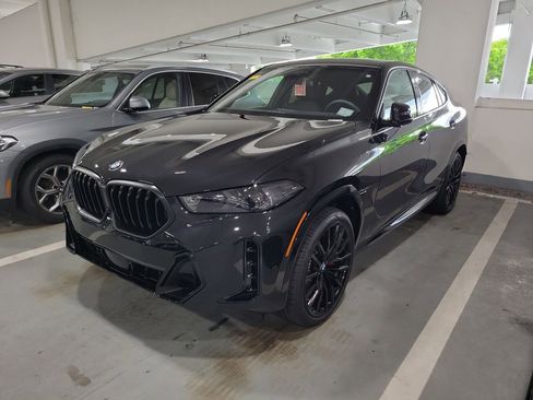 Used 2026 BMW X6 xDrive40i w/ Executive Package AWD/4WD image 1