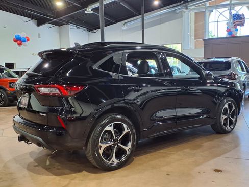 Used 2023 Ford Escape ST-Line Select w/ Tech Pack #2 AWD/4WD image 6