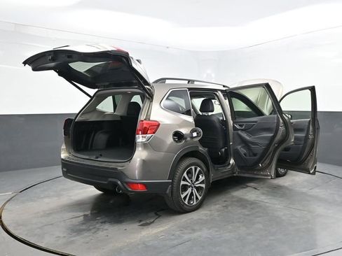 Used 2019 Subaru Forester Limited image 40