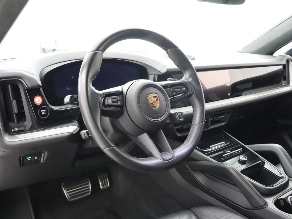 Used 2024 Porsche Cayenne Coupe w/ Premium Package Plus AWD/4WD image 16