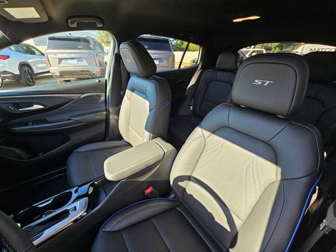 New 2026 Buick Envista Sport Touring w/ Convenience I Package FWD image 21