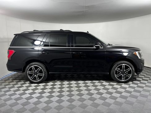 Used 2021 Ford Expedition Limited RWD image 4