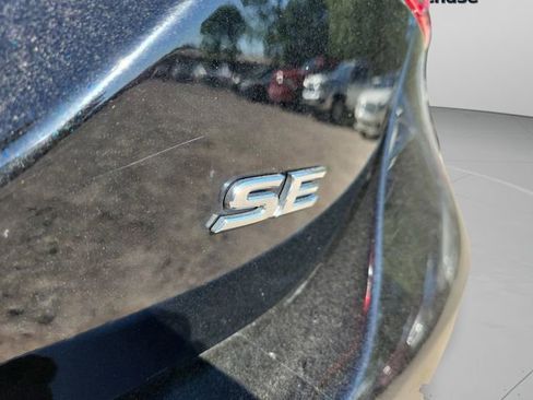 Used 2024 Toyota Camry SE image 32