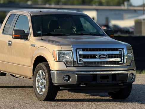 Used 2013 Ford F150 XLT w/ Luxury Equipment Group AWD/4WD image 15