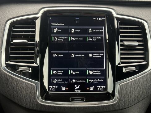 Used 2016 Volvo XC90 T8 R-Design w/ Vision Package AWD/4WD image 19
