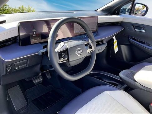 New 2026 Nissan Leaf SV+ w/ Floor Mat Package (SV+) FWD image 7