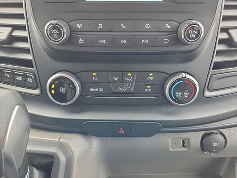 Used 2024 Ford Transit 350 XL image 18