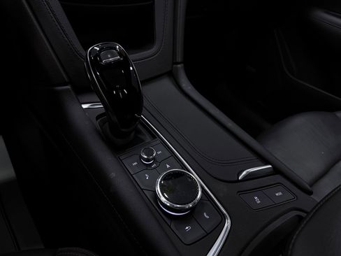 Used 2023 Cadillac XT6 Premium Luxury image 53