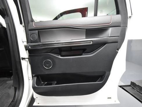 Used 2021 Ford Expedition Max Limited AWD/4WD image 39