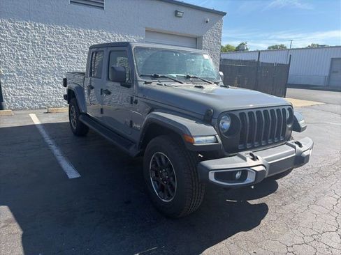 Used 2021 Jeep Gladiator Overland w/ Popular Equipment Package AWD/4WD image 3