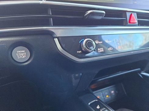 New 2026 Kia Sorento EX w/ EX Premium Package FWD image 16