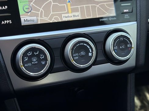 Used 2016 Subaru Crosstrek 2.0i Limited image 12