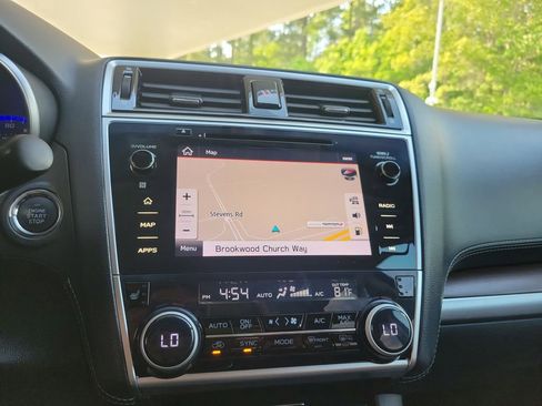 Used 2019 Subaru Outback 3.6R Touring AWD/4WD image 16