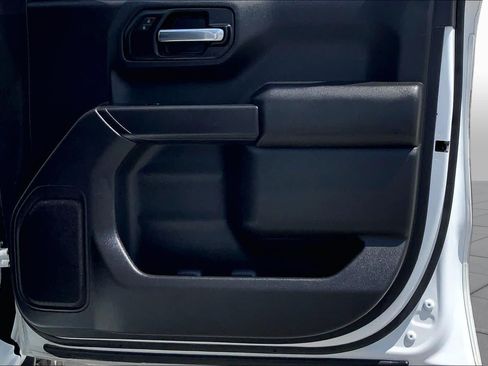 Used 2021 Chevrolet Silverado 1500 Custom AWD/4WD image 21