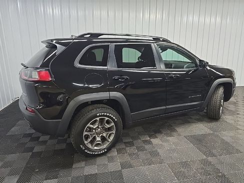Used 2022 Jeep Cherokee Trailhawk w/ Premium Leather Package AWD/4WD image 3