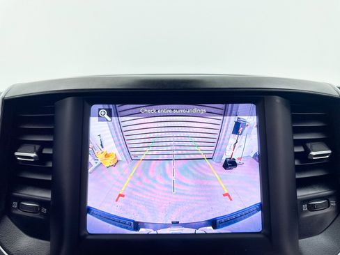 Used 2021 RAM 1500 Big Horn image 9