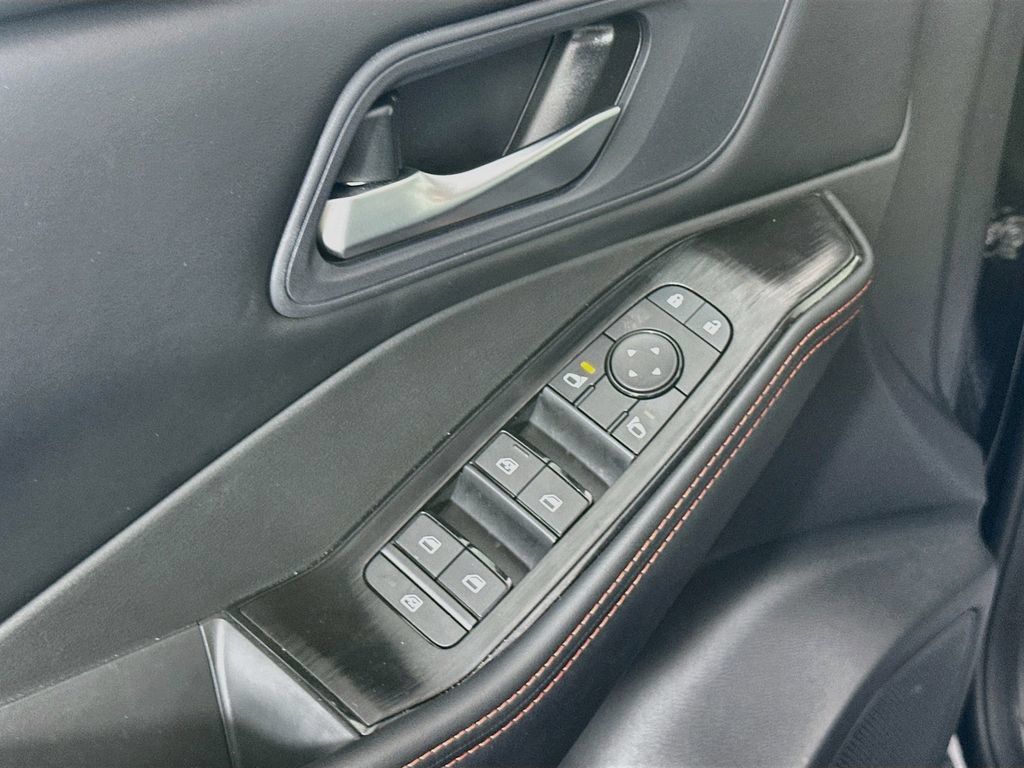 Certified 2026 Nissan Rogue SV AWD/4WD image 24