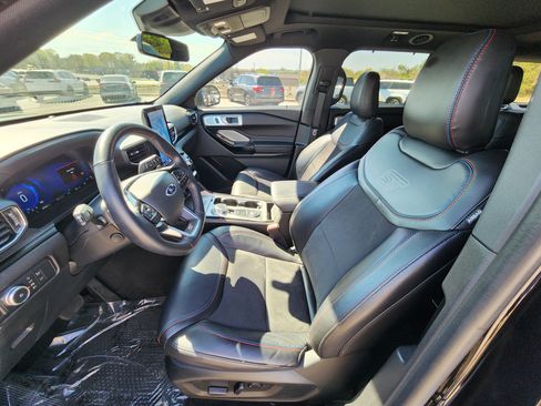 Used 2022 Ford Explorer ST w/ Equipment Group 401A image 17
