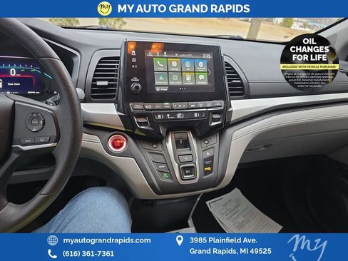 Used 2019 Honda Odyssey EX image 18